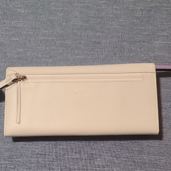RADLEY LONDON Cream and Pink Key & Card Holder - Picture 8 of 9